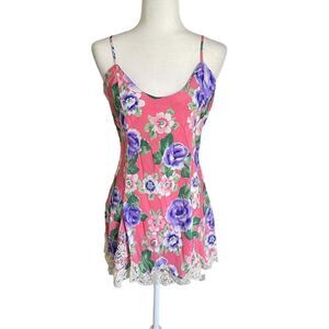 Vintage 90s, Victoria’s Secret pink floral, and lace‎ night slip